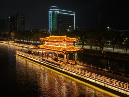 华灯璀璨映湖城 金东方匠心筑梦洋澜湖二期照明工程
